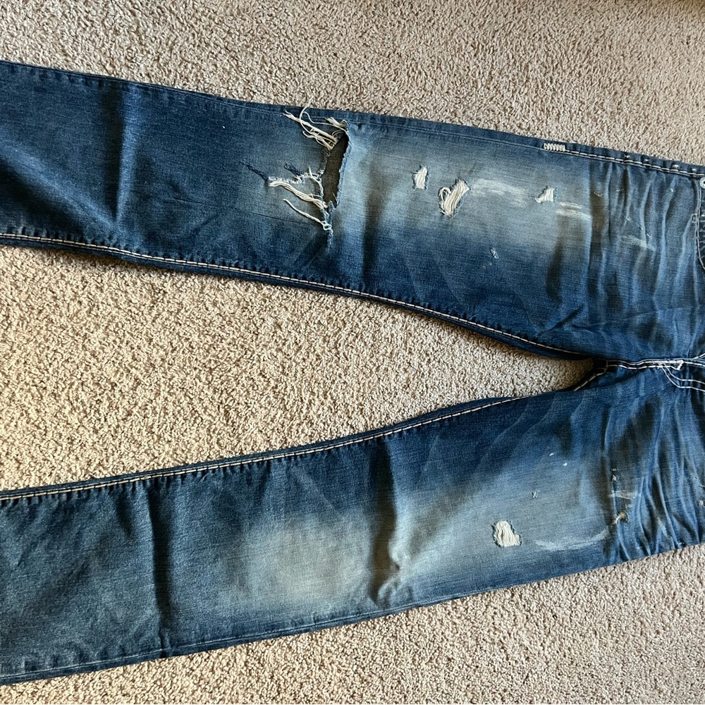 True Religion - Picture 6 of 6